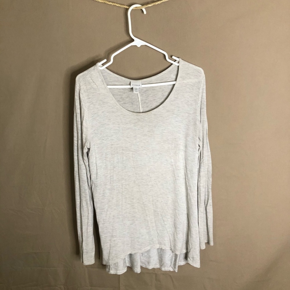 Loose long sleeve shirt